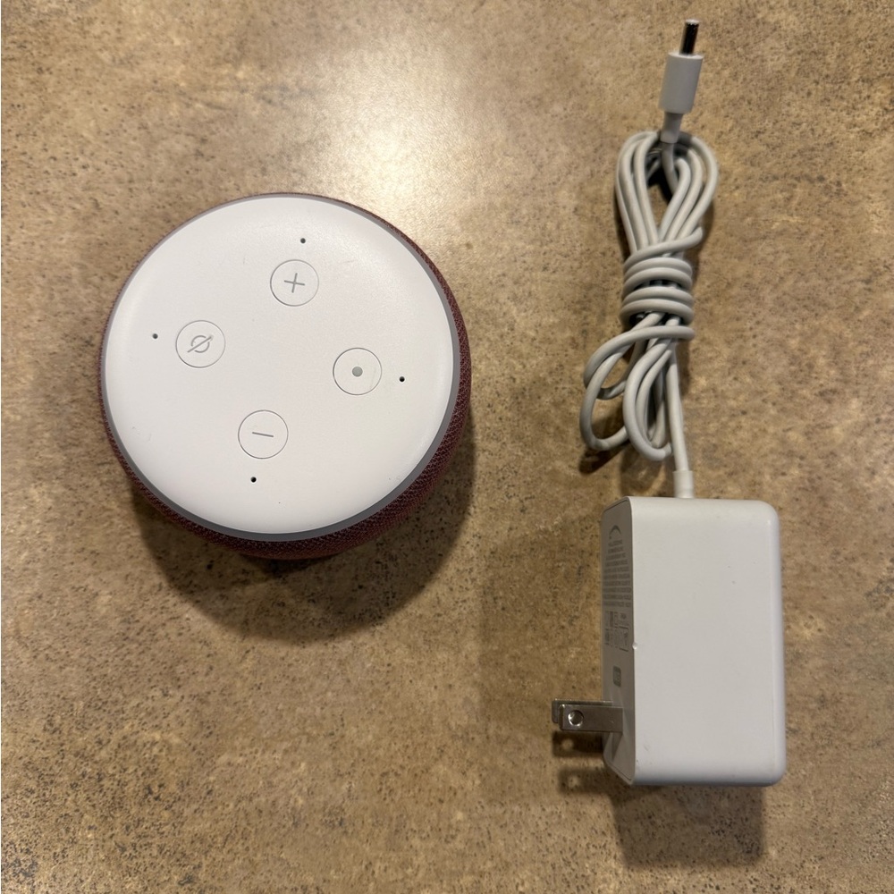 Amazon C78MP8 Echo Dot 3rd Generation Smart Speaker w/ AC Adapter Red - Tested